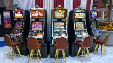 Infinite Blackjack live dealer table